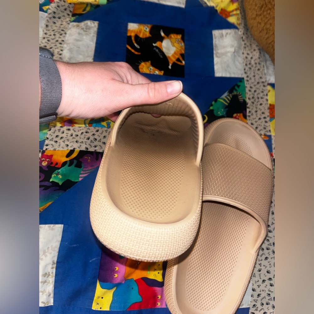 Textured Foam Slides - Picture 5 of 5
